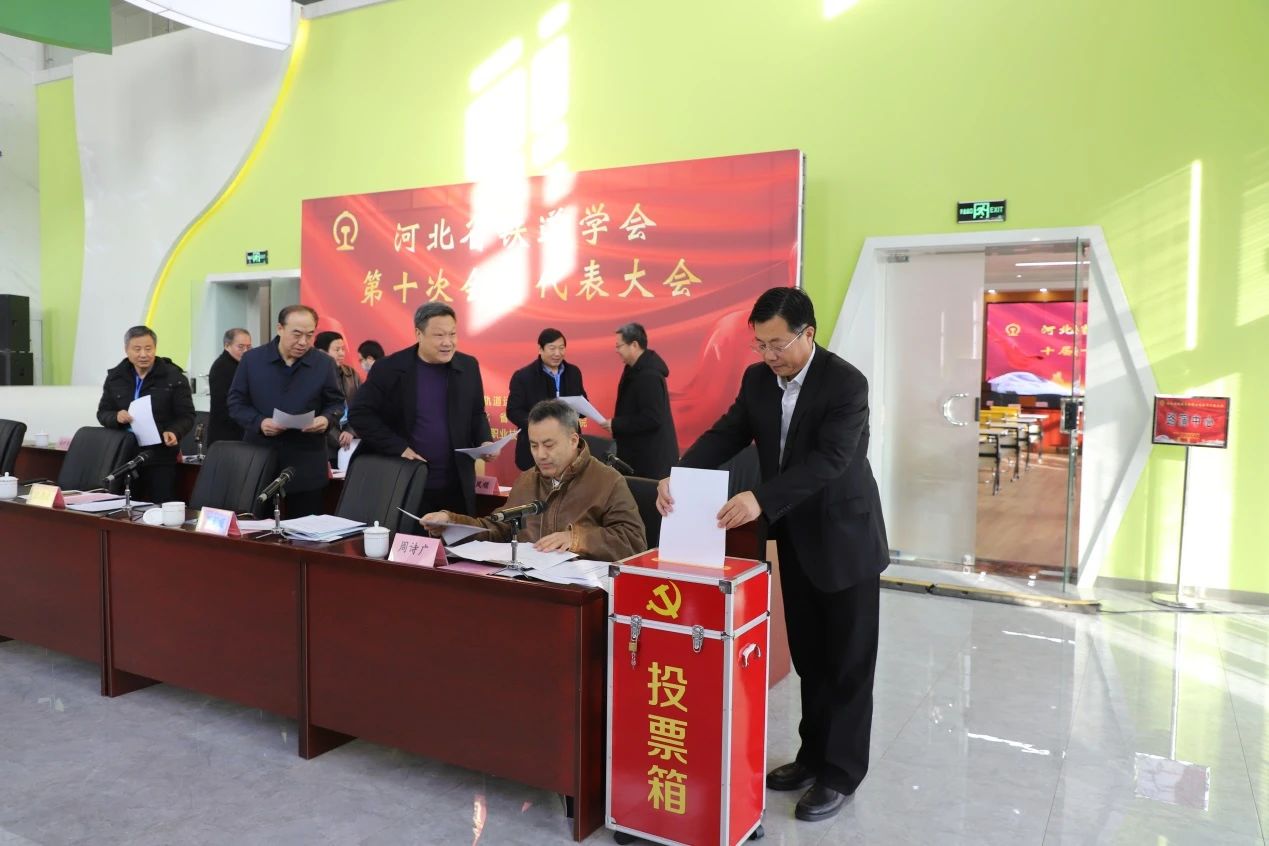 a2040dbb19ece528ebf6e7e760853b1f.jpg